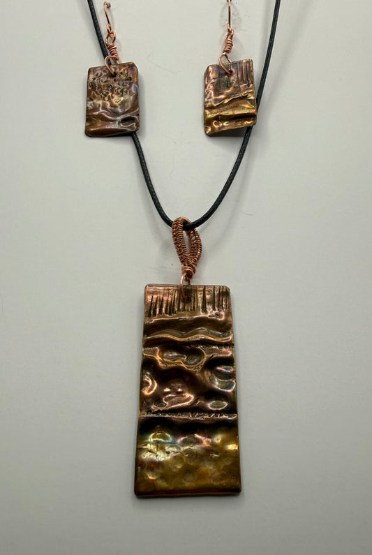 Copper pendant and earrings set